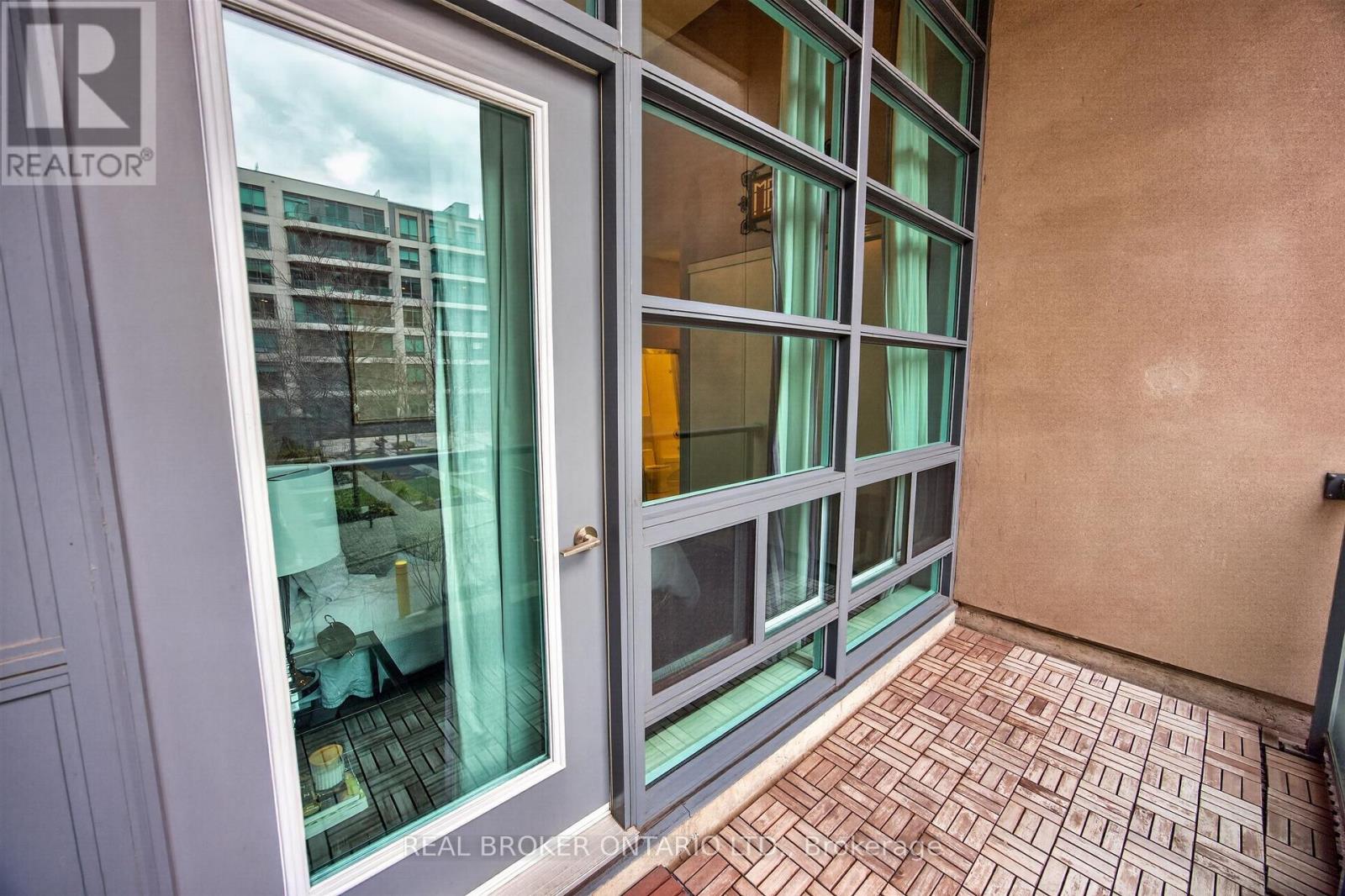 Apartment at 209 - 380 MACPHERSON AVENUE, Toronto