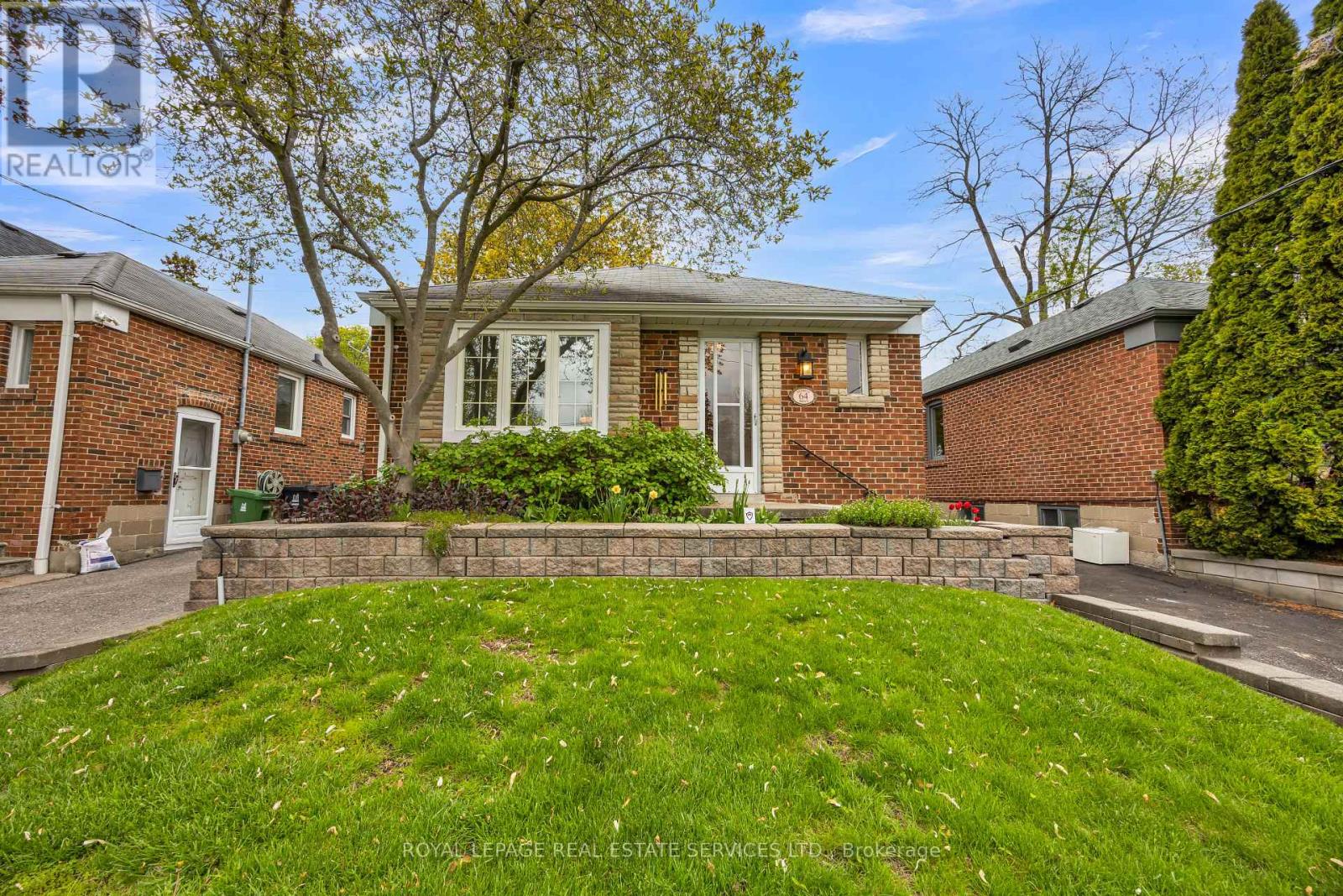 Detached at 64 NESBITT DRIVE, Toronto