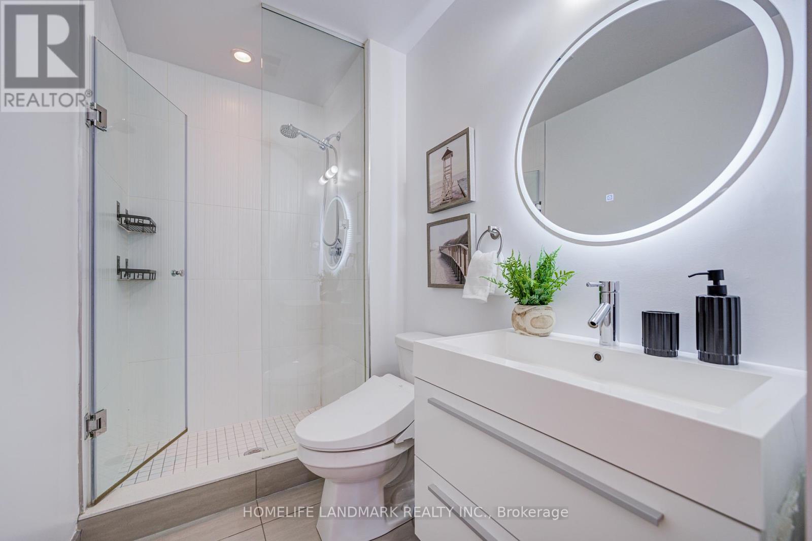 Apartment at 901 - 297 COLLEGE STREET, Toronto