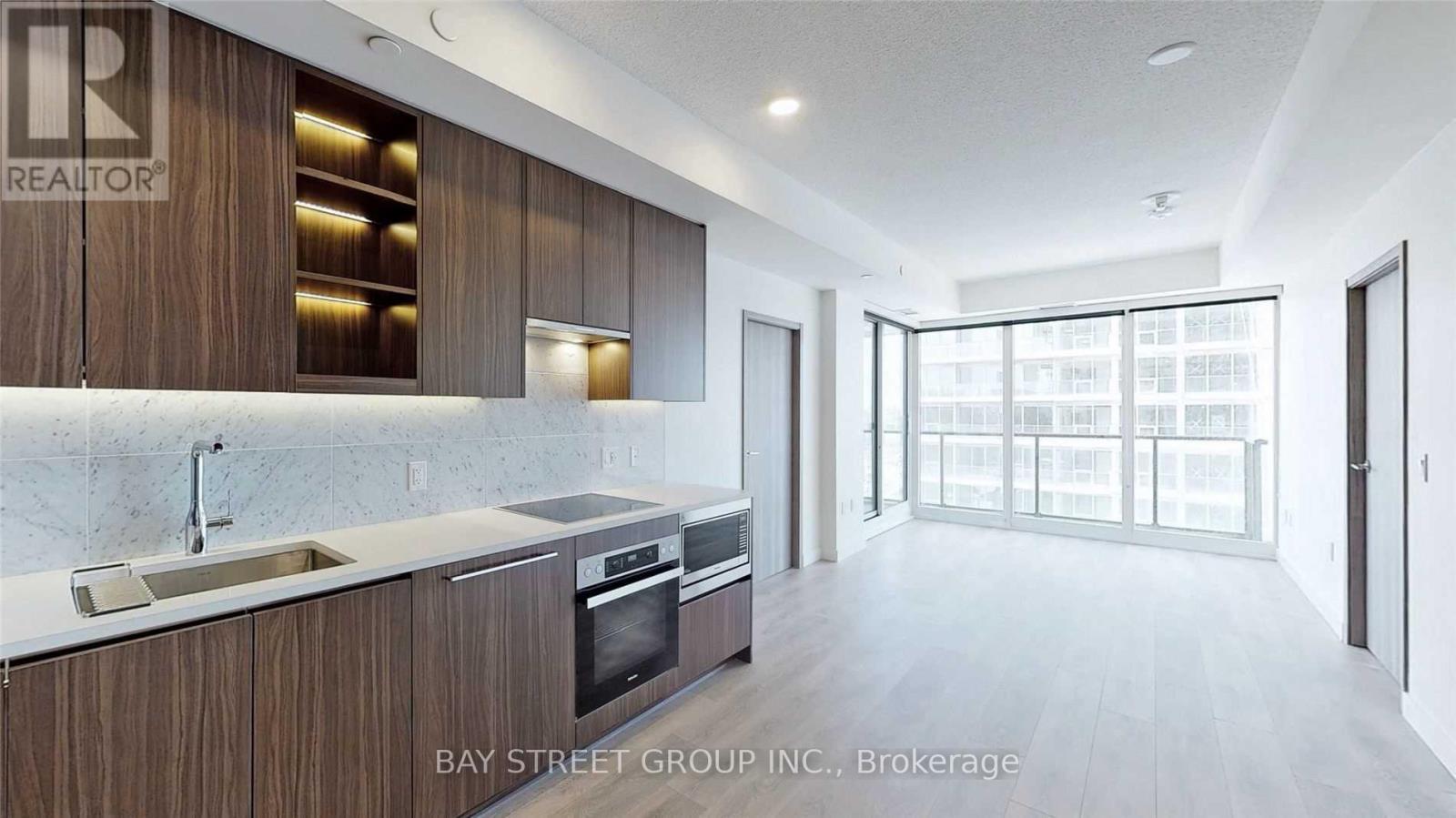 Apartment at 1212 - 95 MCMAHON DRIVE, Toronto (Bayview Village)