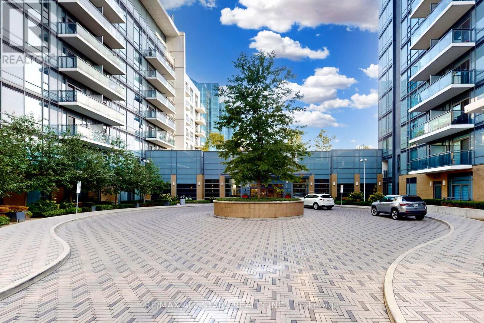 Apartment at 427 - 50 ANN O'REILLY ROAD, Toronto (Henry Farm)