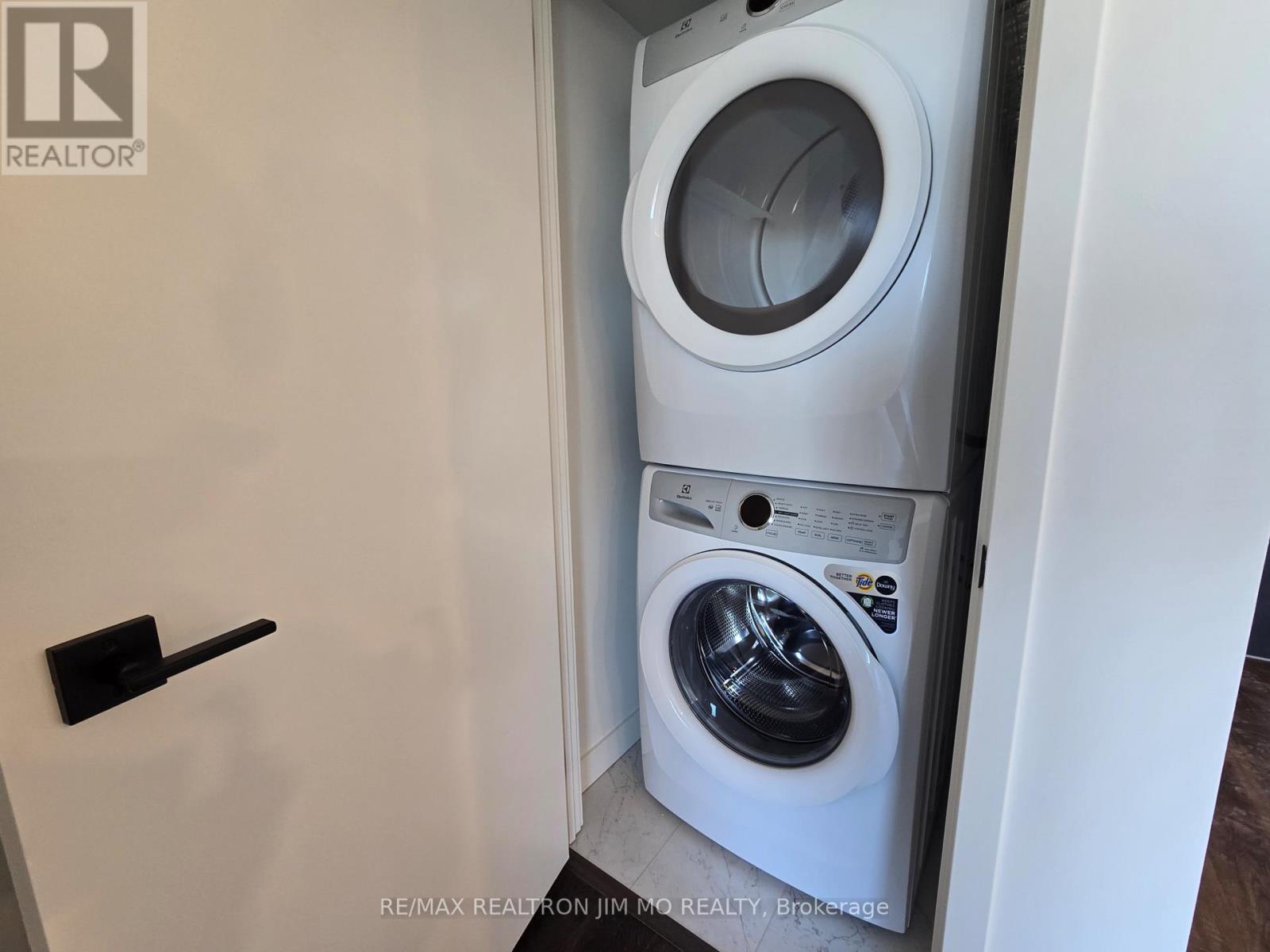 Apartment at 1109 - 609 SHERBOURNE STREET, Toronto