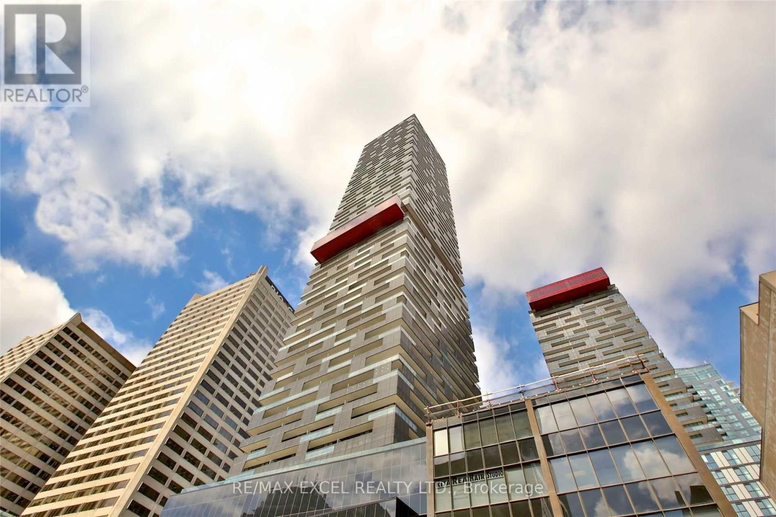 Apartment at 2407 - 8 EGLINTON AVENUE E, Toronto
