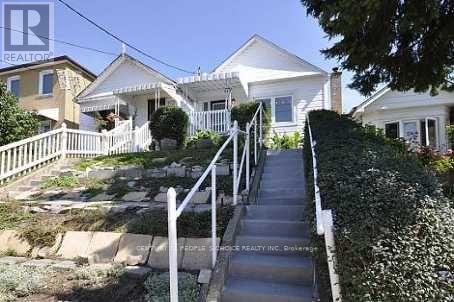 Detached at 579 NORTHCLIFFE BOULEVARD E, Toronto