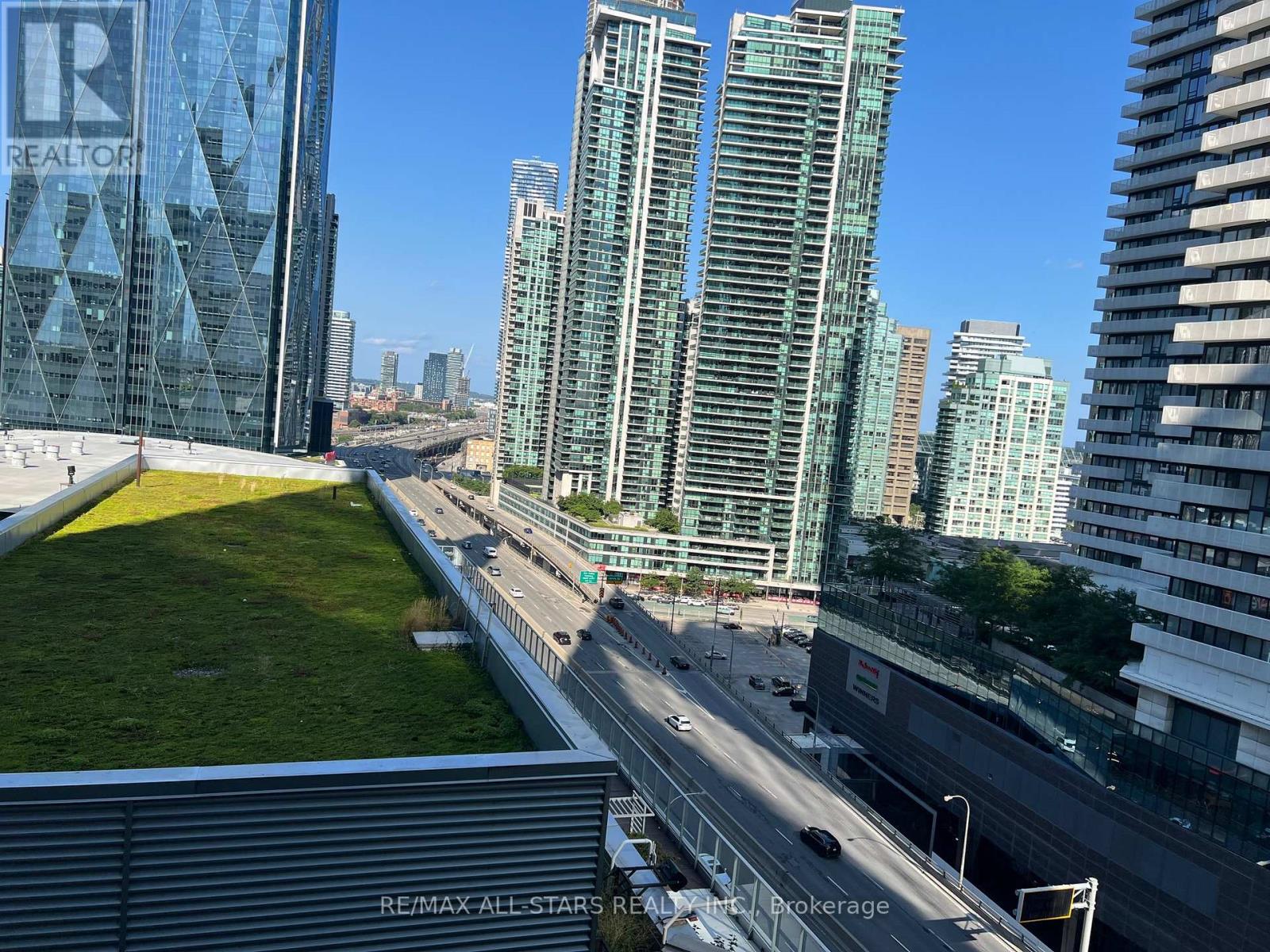 Apartment at 1306 - 55 BREMNER BOULEVARD, Toronto
