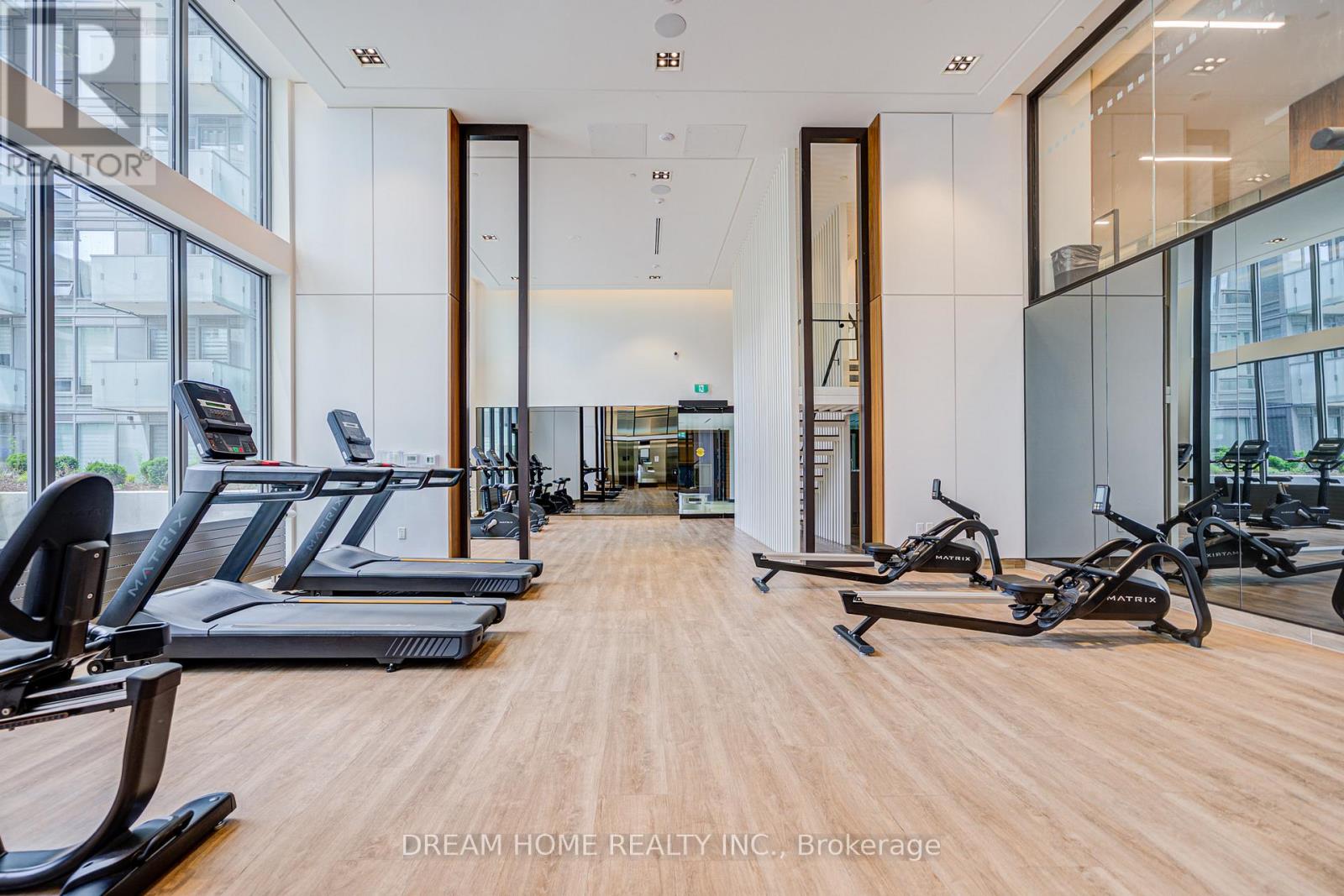 Apartment at N1602 - 7 GOLDEN LION HEIGHTS, Toronto