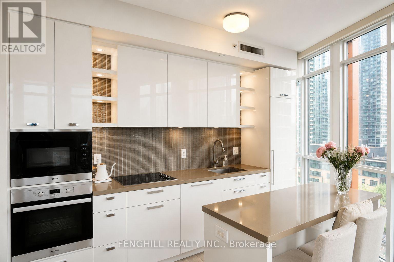 Apartment at 1108 - 32 DAVENPORT ROAD, Toronto (Annex)