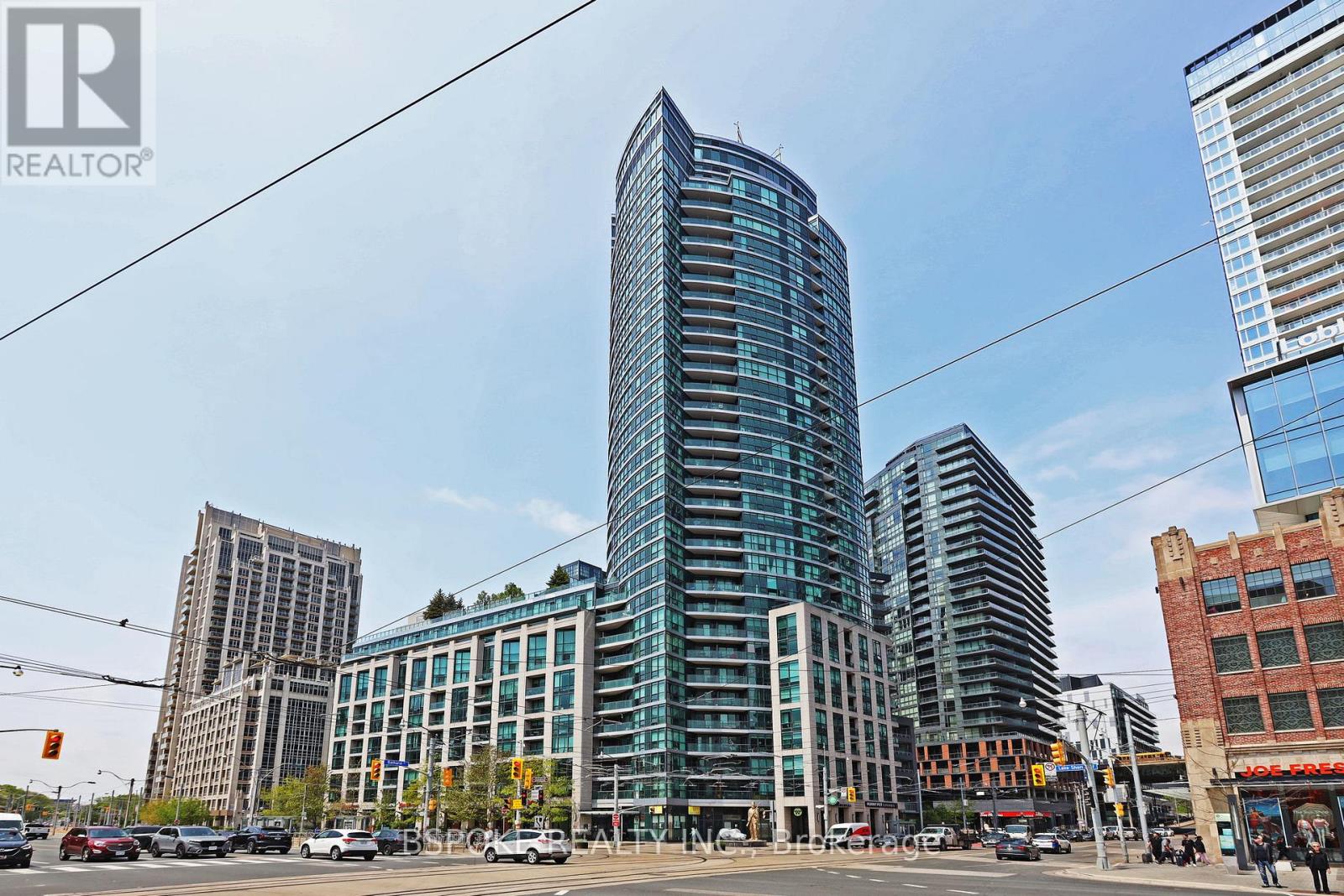 Apartment at 2904 - 600 FLEET STREET, Toronto (Niagara)