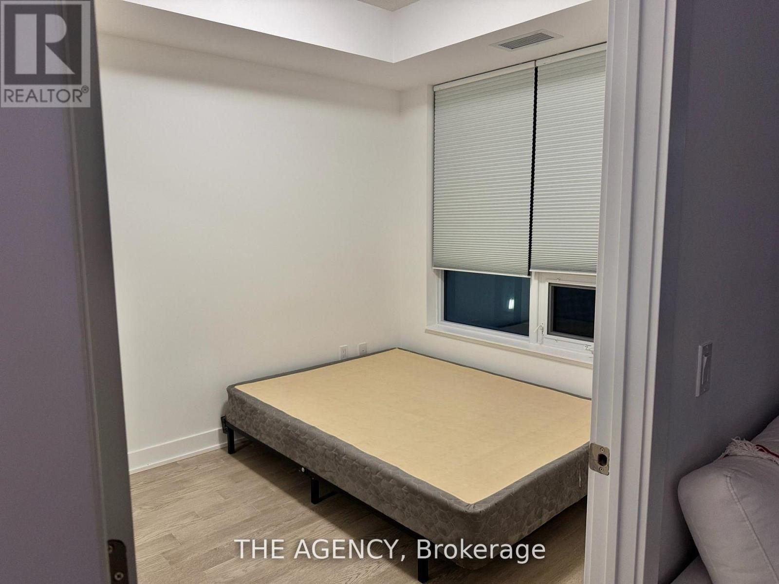 Apartment at 305 - 2 TEAGARDEN COURT, Toronto