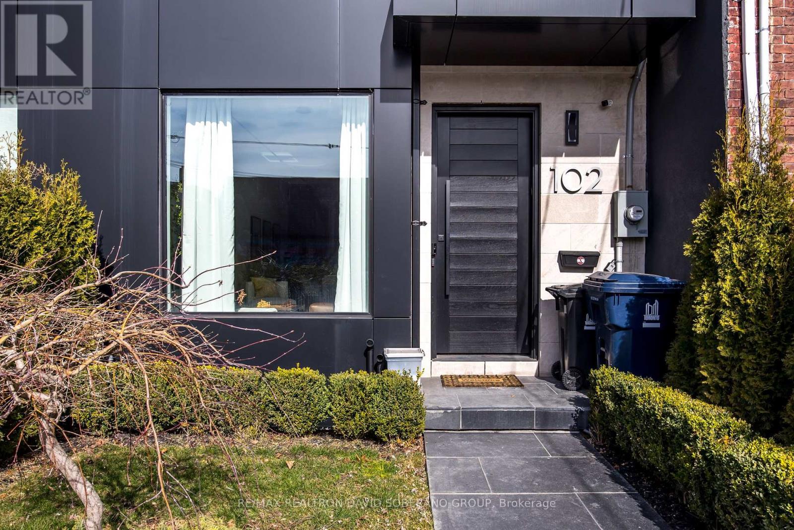 Semi-Detached/Link at 102 ULSTER STREET, Toronto