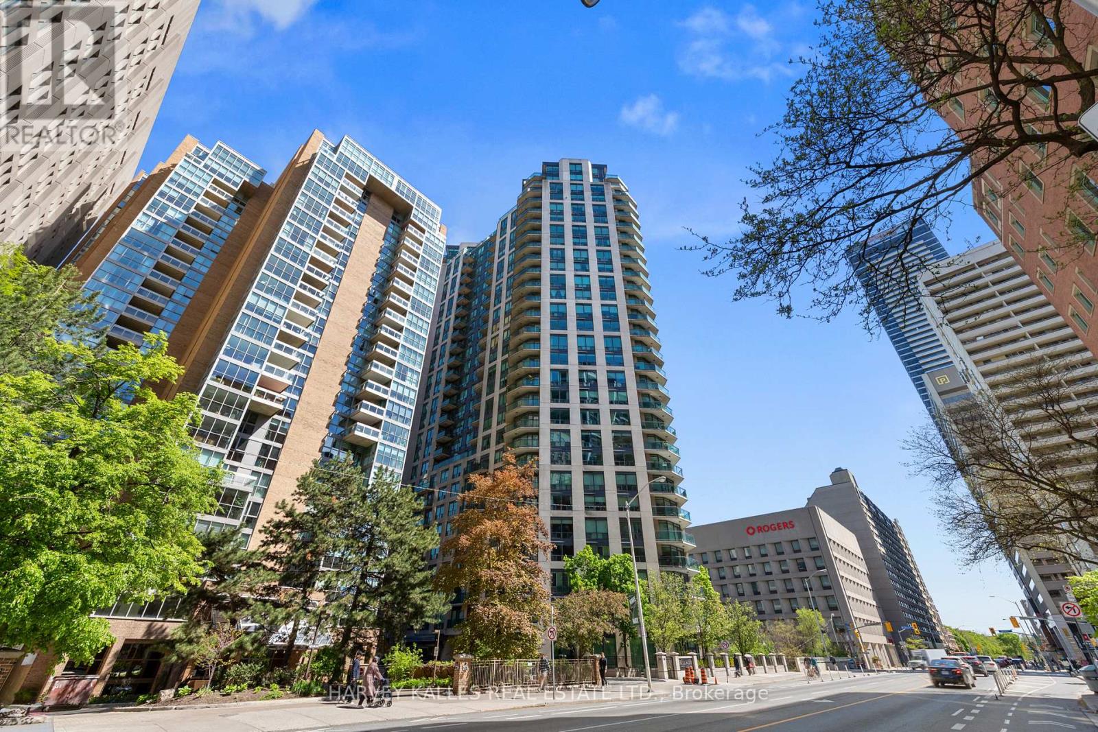 Apartment at 2701 - 300 BLOOR STREET E, Toronto (Rosedale-Moore Park)