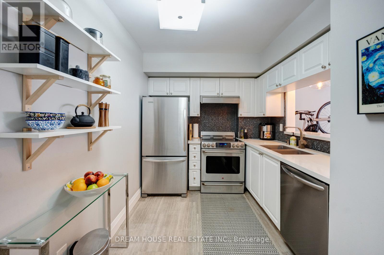 Townhouse at 1008 - 5 EVERSON DRIVE, Toronto