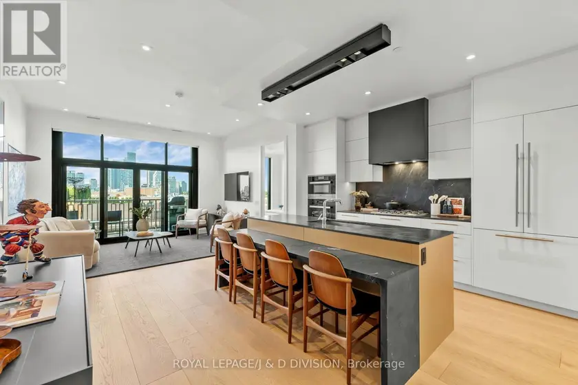 Apartment at 710 - 1 STRATHGOWAN AVENUE, Toronto