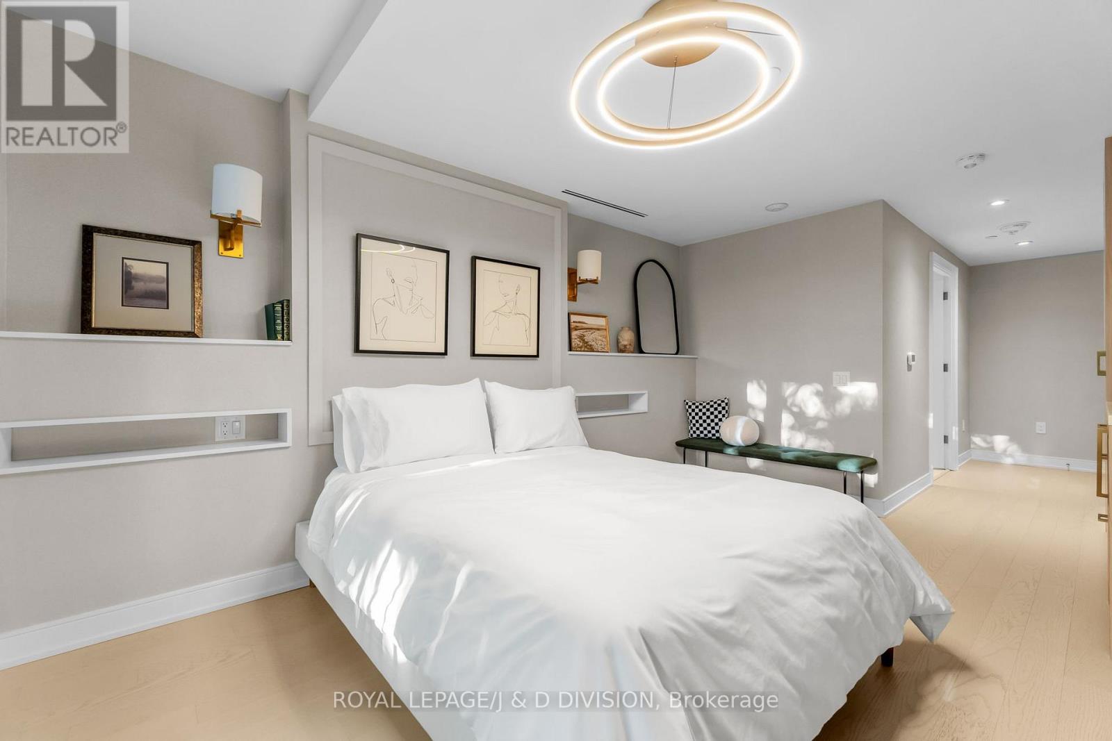 Apartment at 710 - 1 STRATHGOWAN AVENUE, Toronto
