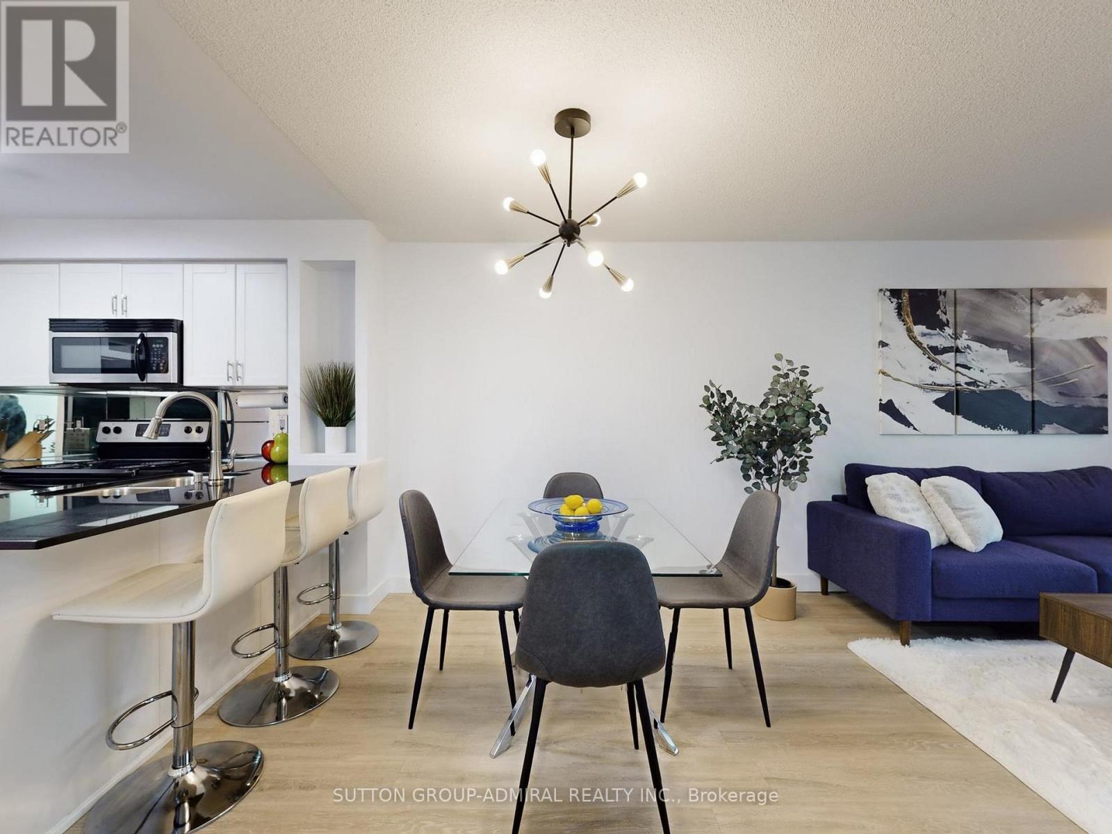 Apartment at 1005 - 212 EGLINTON AVENUE E, Toronto
