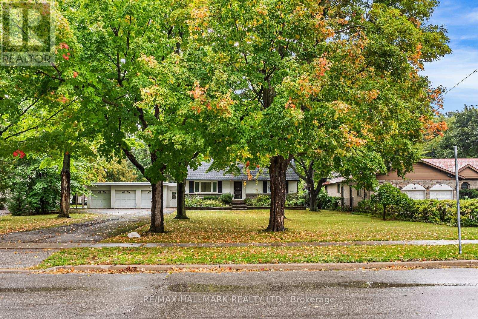 Detached at 344 SPRING GARDEN AVENUE, Toronto