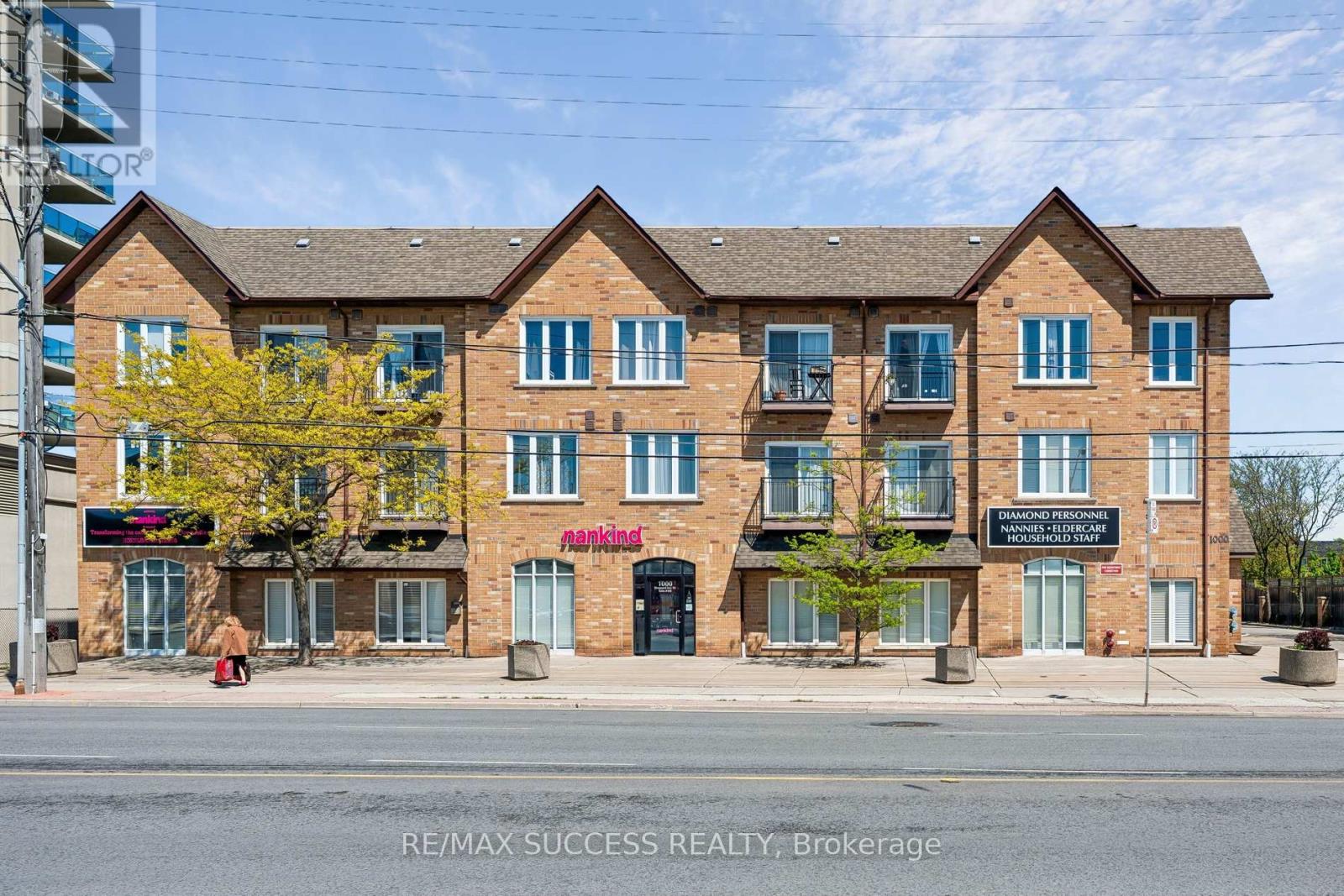 Apartment at 301 - 1000 SHEPPARD AVENUE W, Toronto (Bathurst Manor)