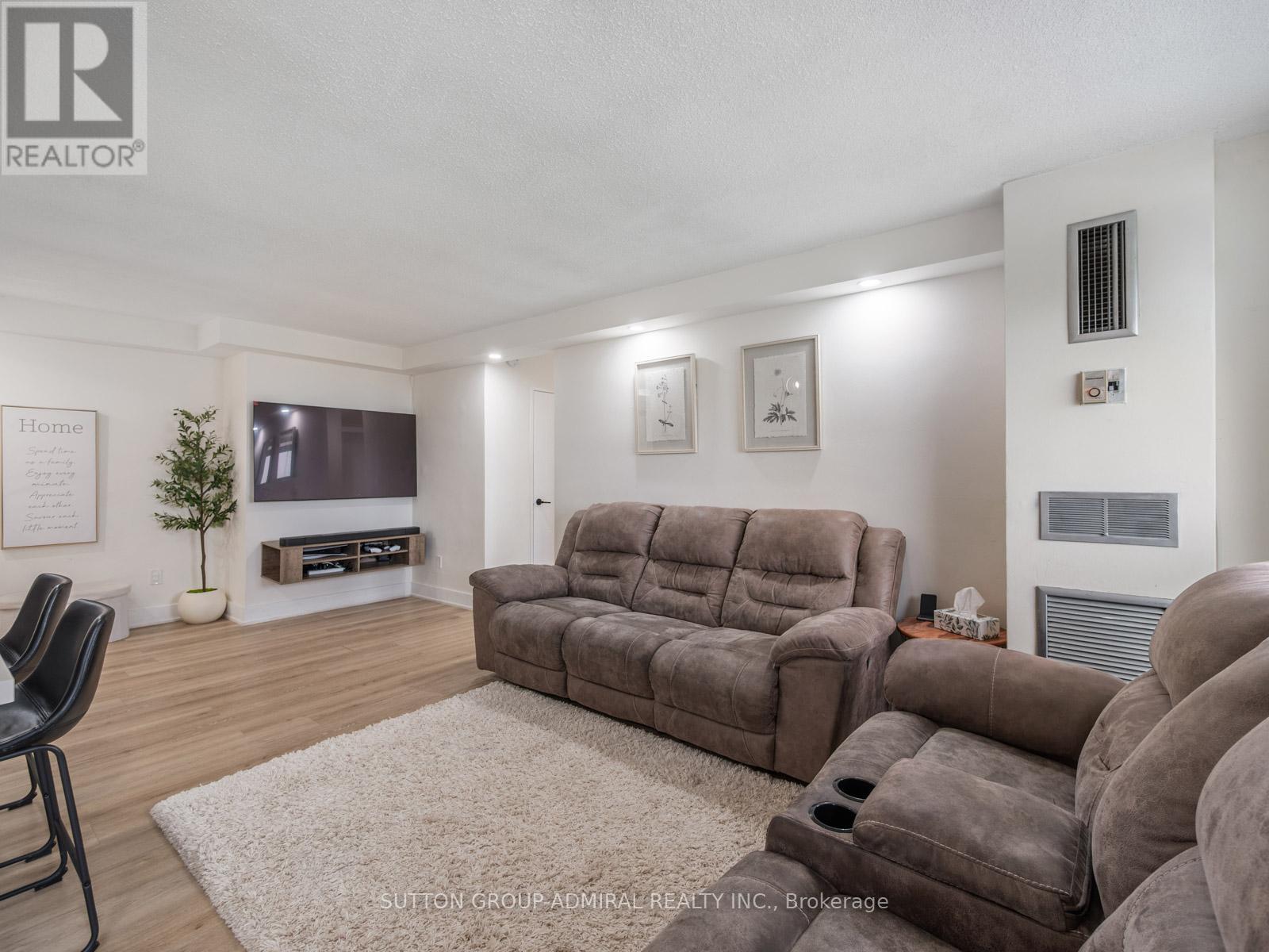 Apartment at 1603 - 20 EDGECLIFF GOLFWAY, Toronto