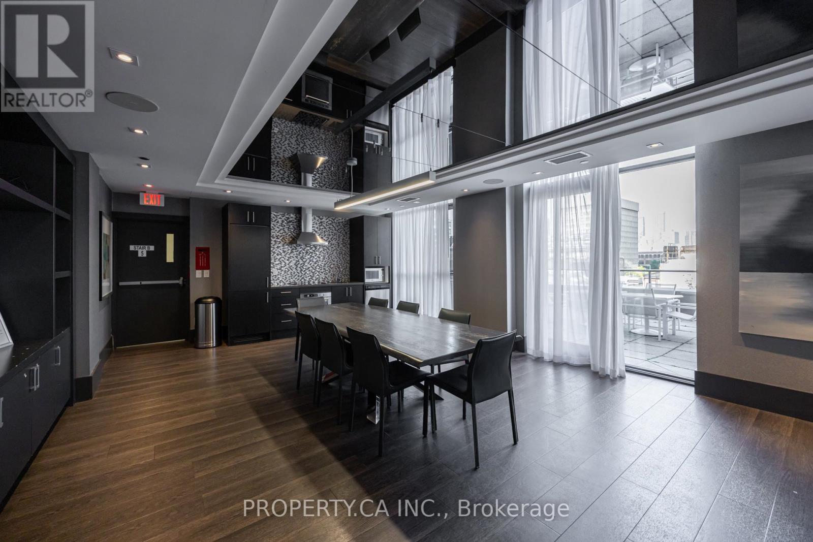 Apartment at 707 - 297 COLLEGE STREET, Toronto