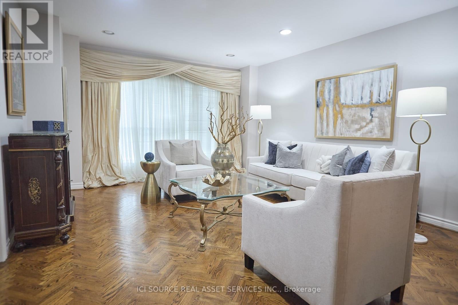 Detached at 104 ALMORE AVENUE, Toronto (Clanton Park)