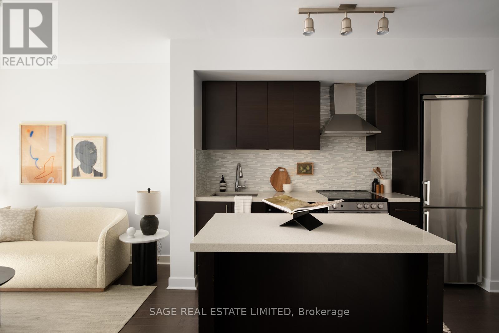 Apartment at 313 - 58 ORCHARD VIEW BOULEVARD, Toronto (Yonge-Eglinton)