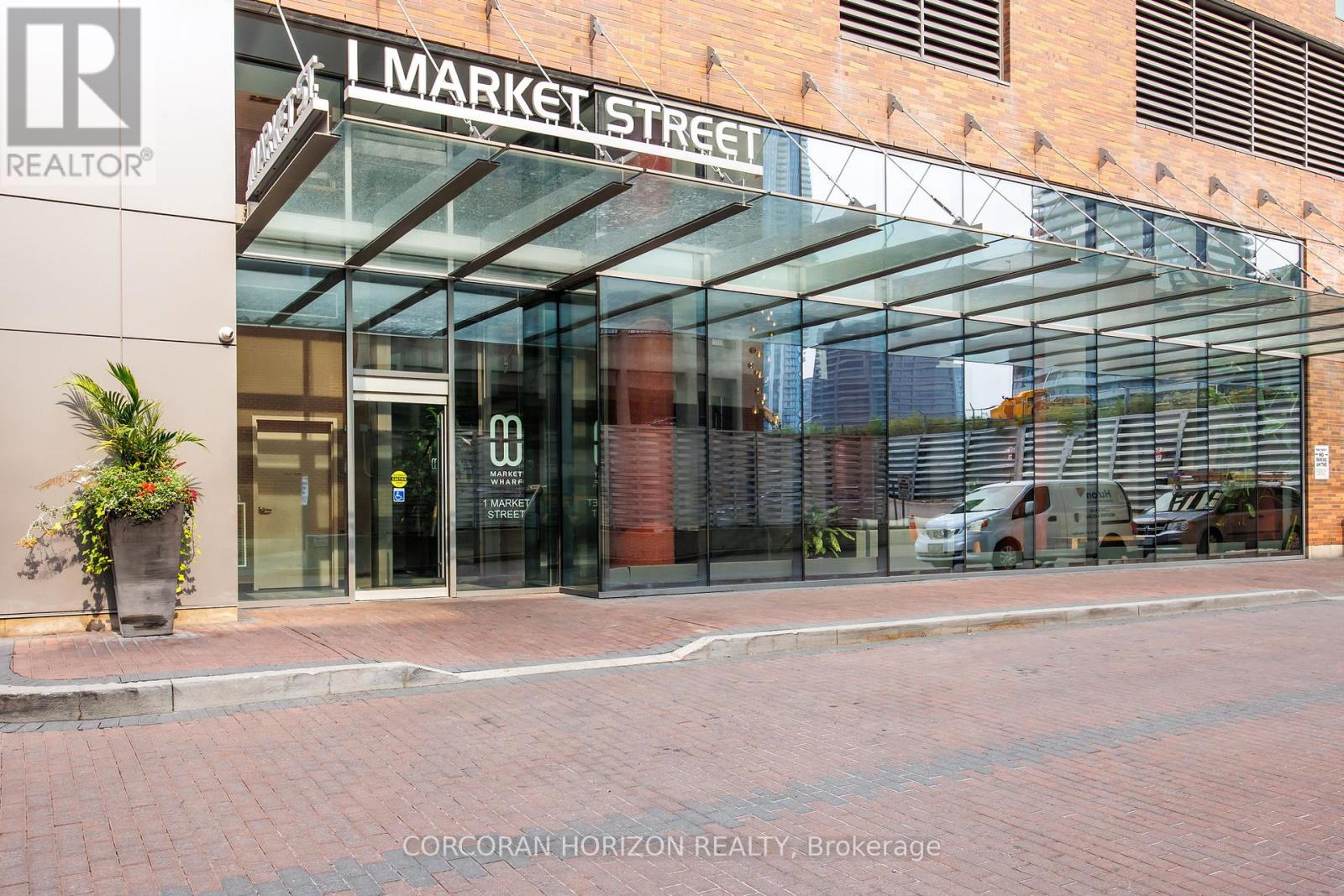 Apartment at PH01 - 1 MARKET STREET, Toronto