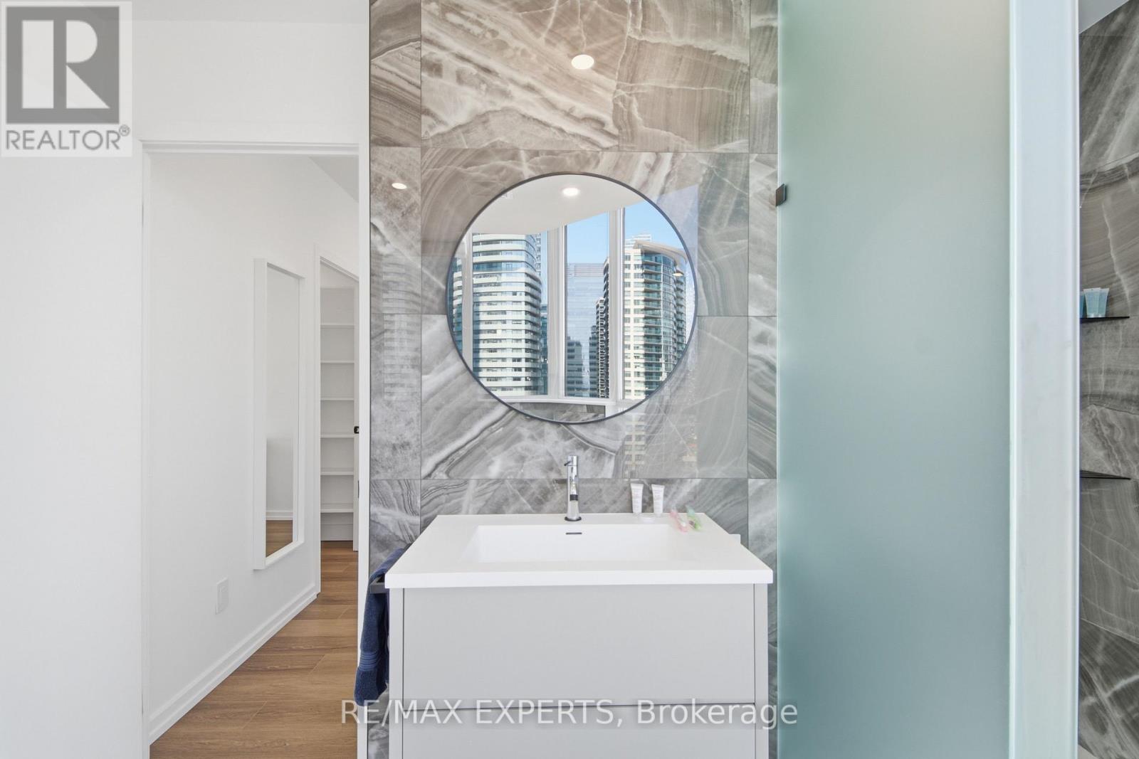 Apartment at 2211 - 208 QUEENS QUAY W, Toronto