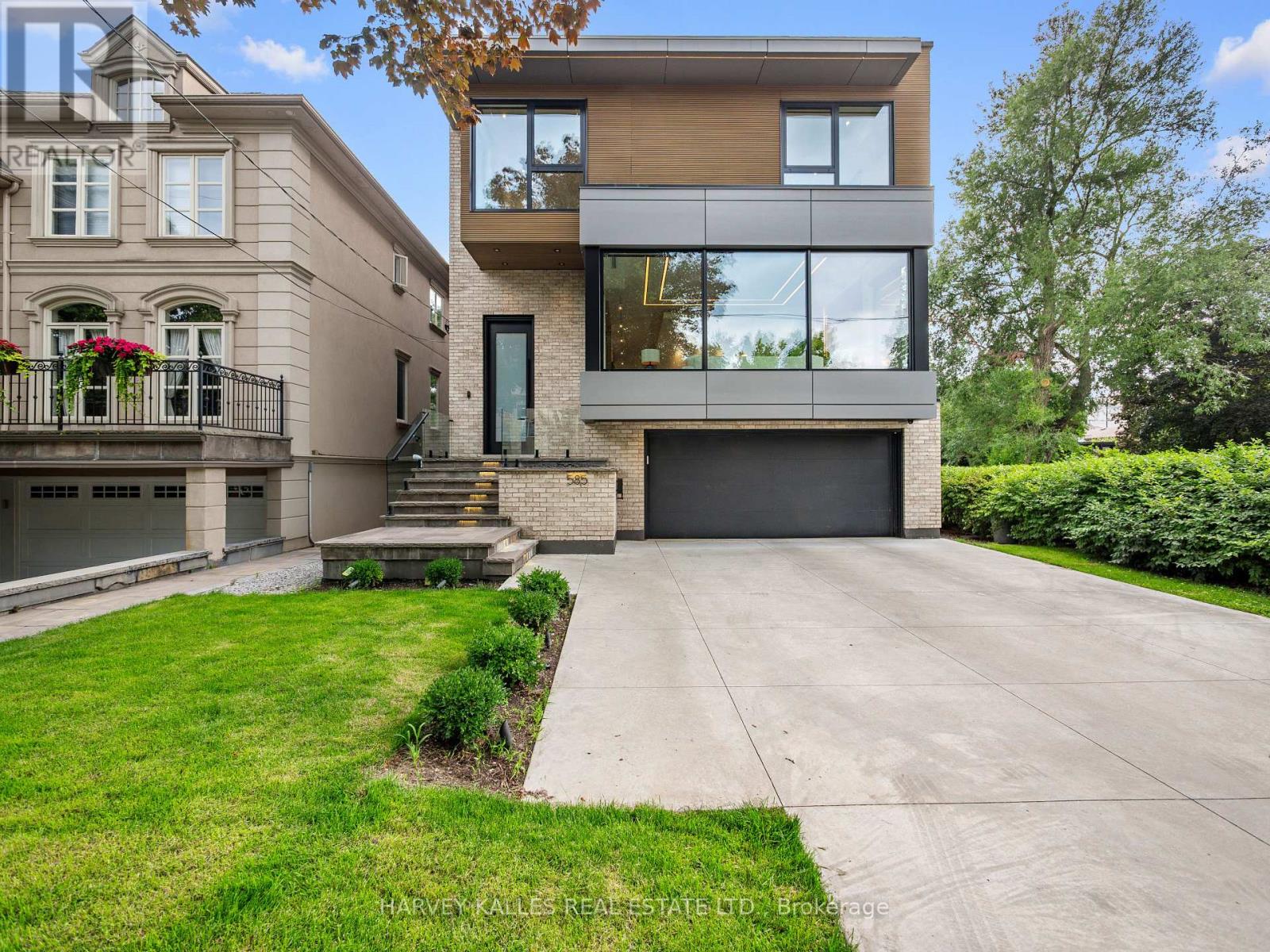 Detached at 585 BEDFORD PARK AVENUE, Toronto (Bedford Park-Nortown)