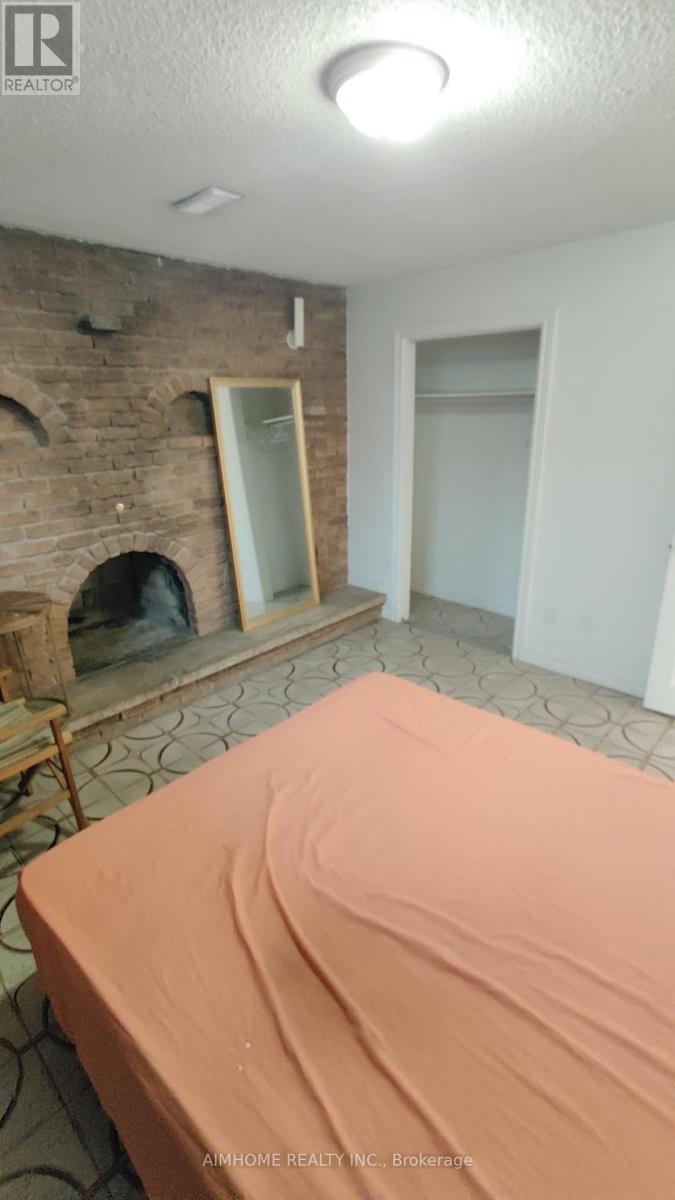 Detached at LOWER BASEMENT - 3 CHARLTON BOULEVARD, Toronto