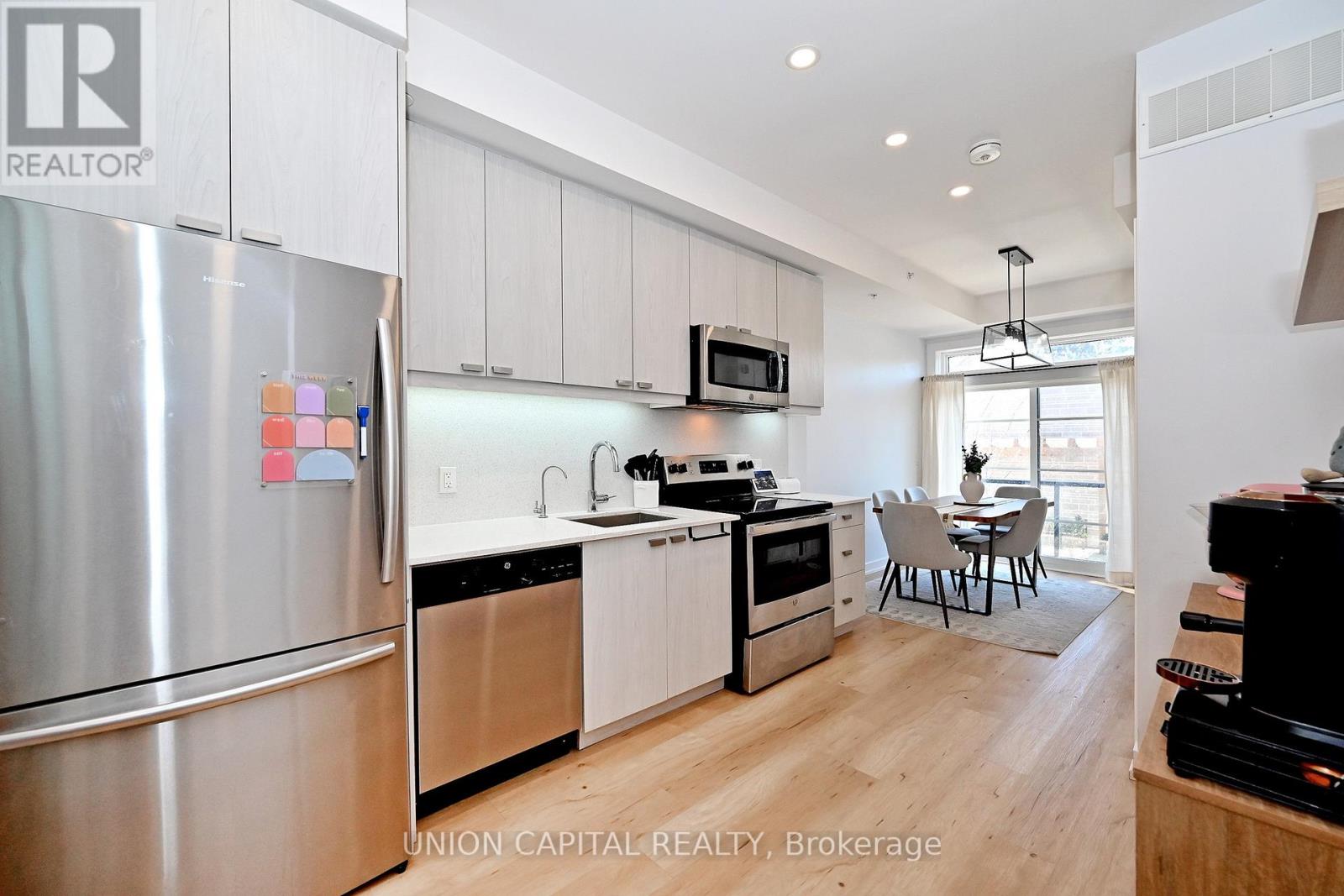 Townhouse at 39 - 57 FINCH AVENUE W, Toronto (Willowdale West)
