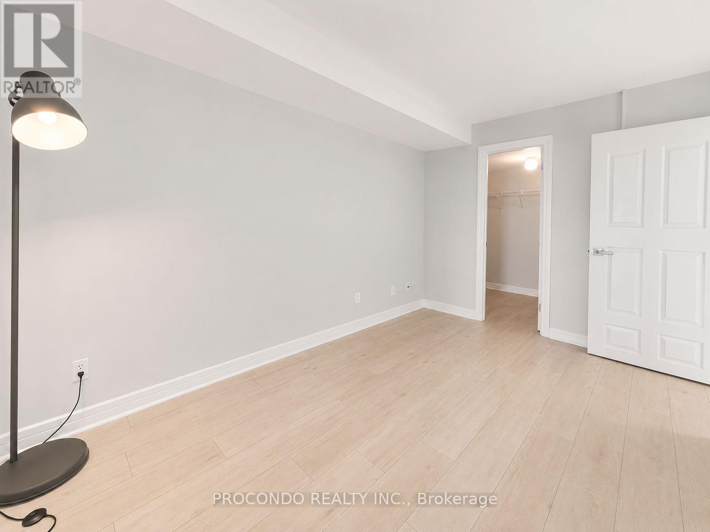 Apartment at 509 - 18 HARRISON GARDEN BOULEVARD, Toronto (Willowdale East)