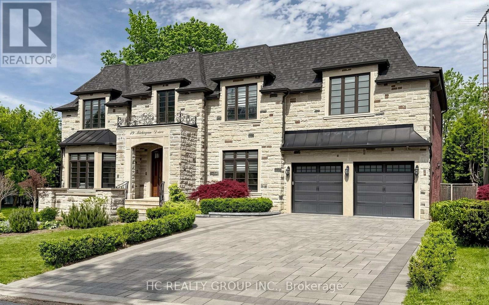 Detached at 19 MICHIGAN DRIVE, Toronto