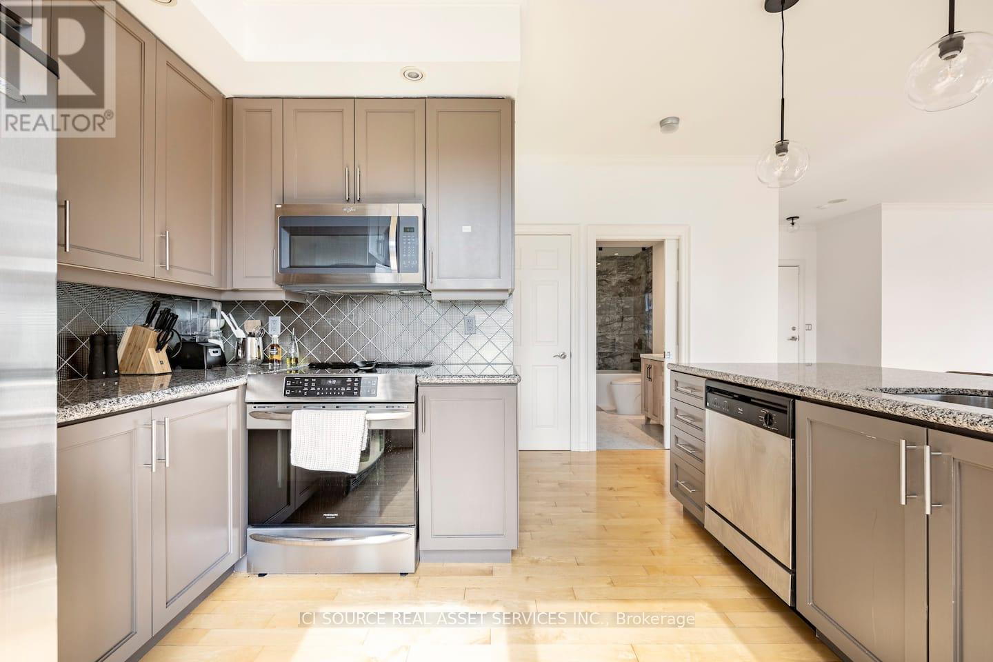 Apartment at PH40 - 250 WELLINGTON STREET W, Toronto