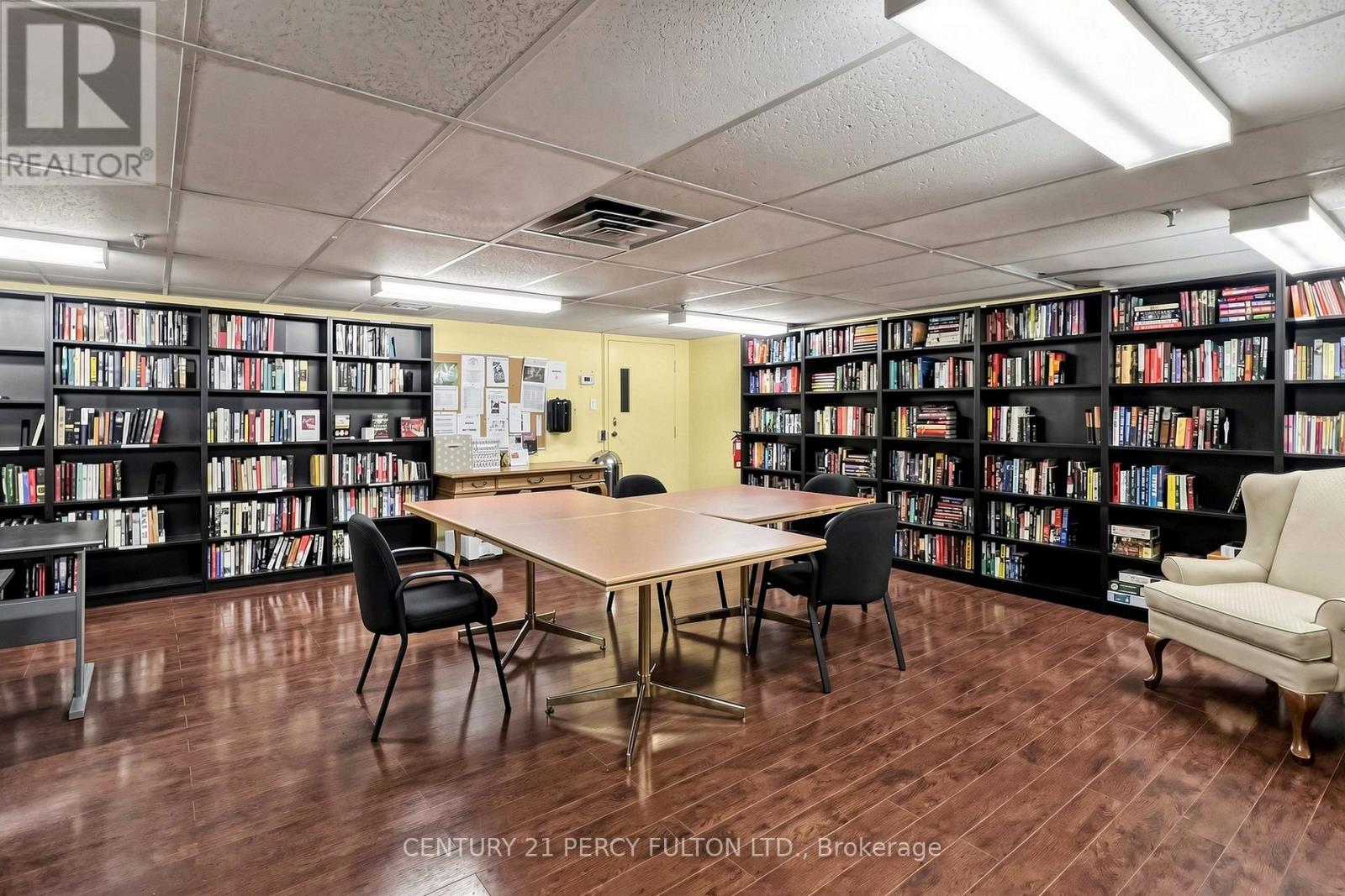 Apartment at 224 - 77 MAITLAND PLACE, Toronto