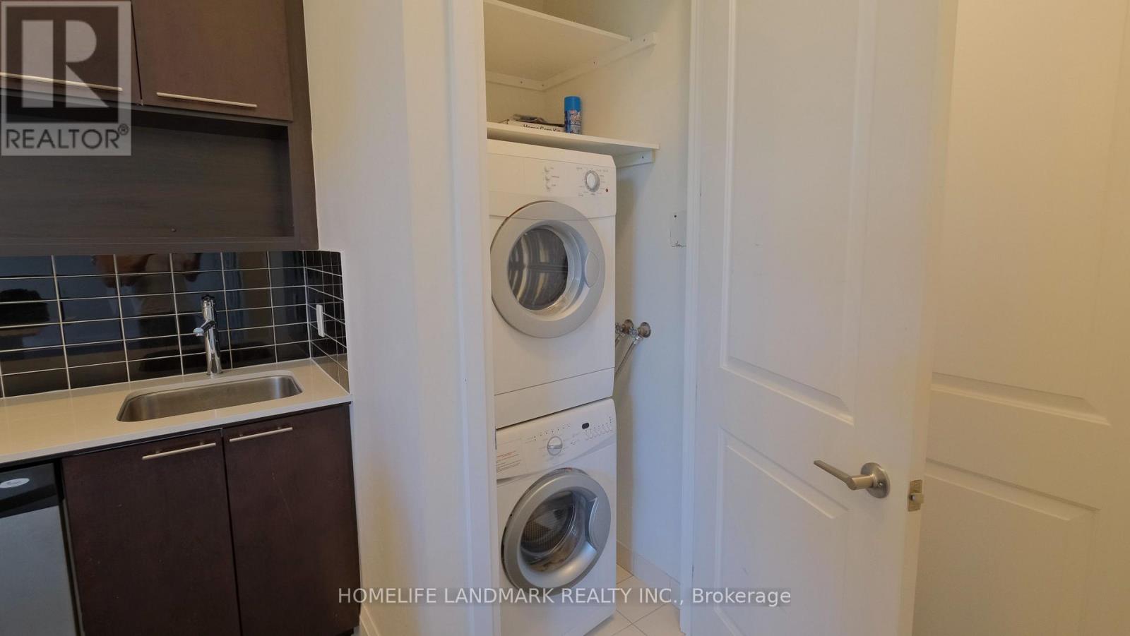 Apartment at L19 - 100 HARRISON GARDEN BOULEVARD, Toronto