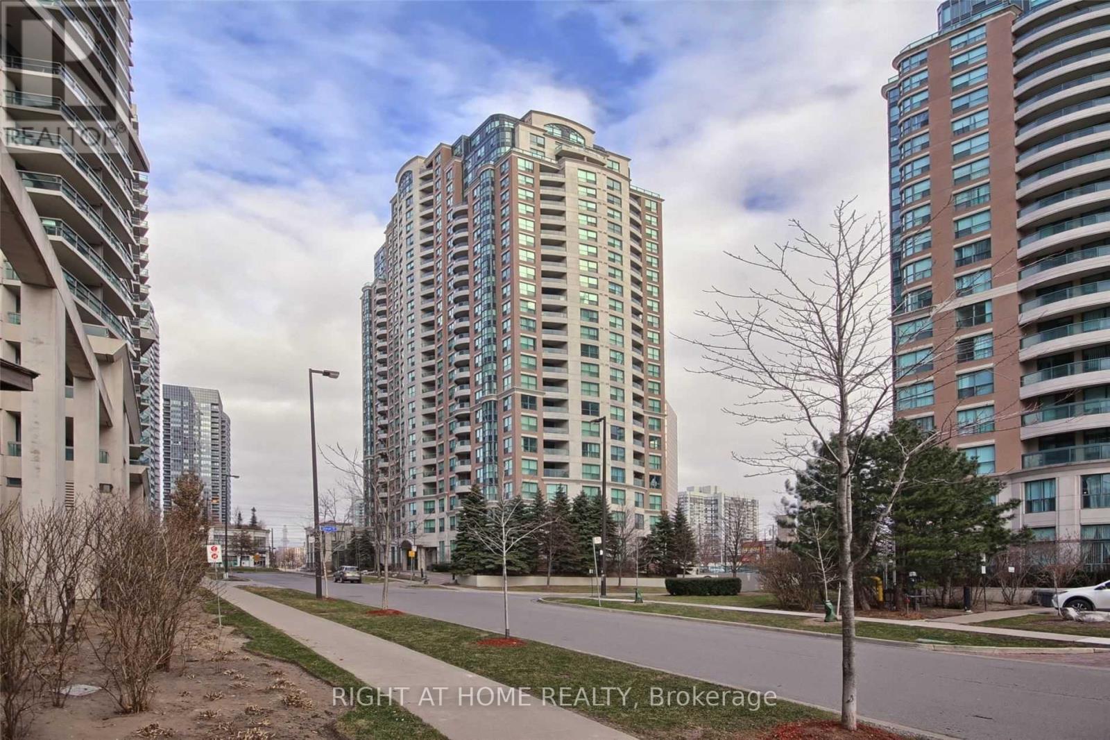 Apartment at 1208 - 7 LORRAINE DRIVE, Toronto (Willowdale West)