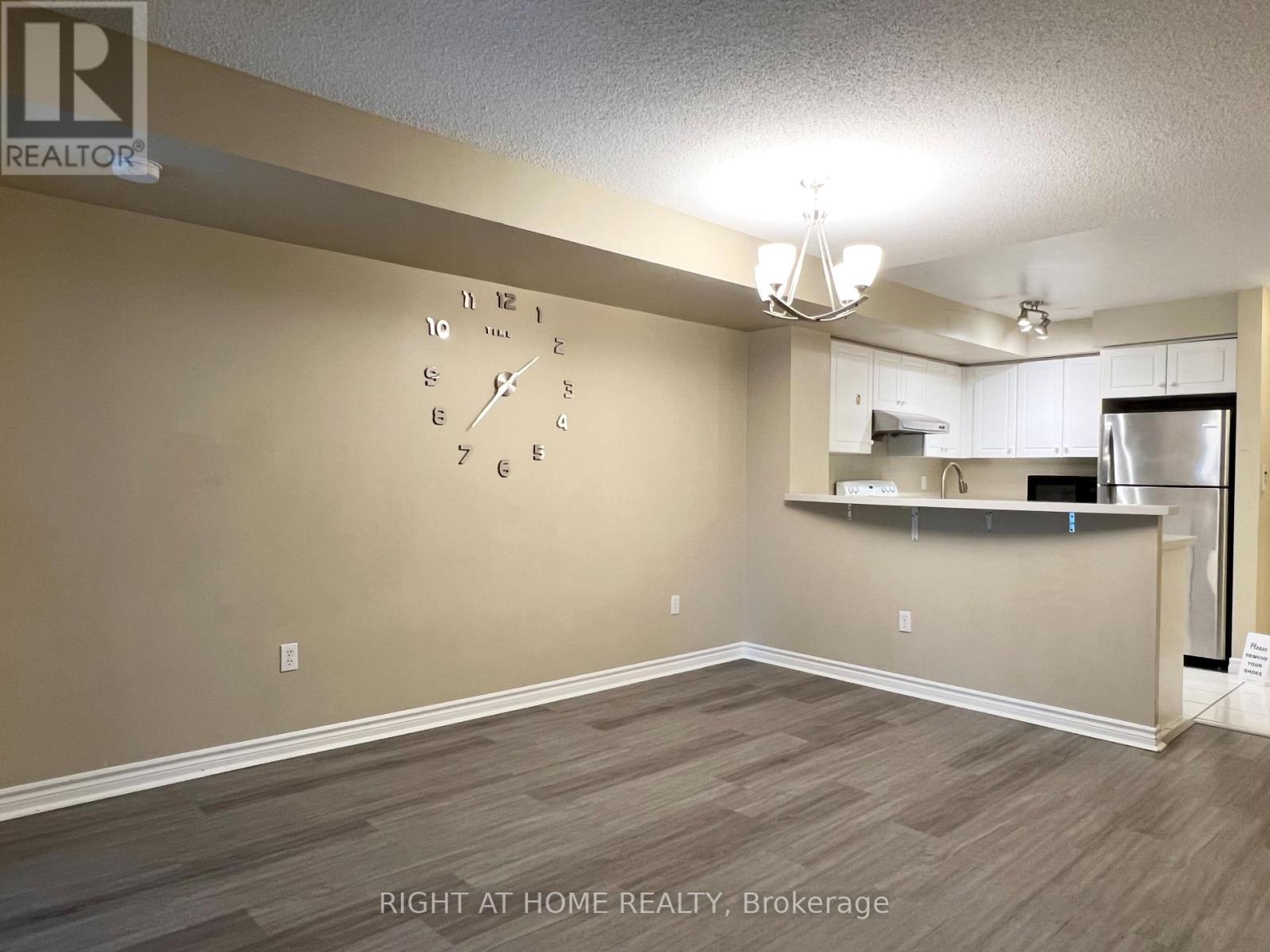 Apartment at 1208 - 7 LORRAINE DRIVE, Toronto