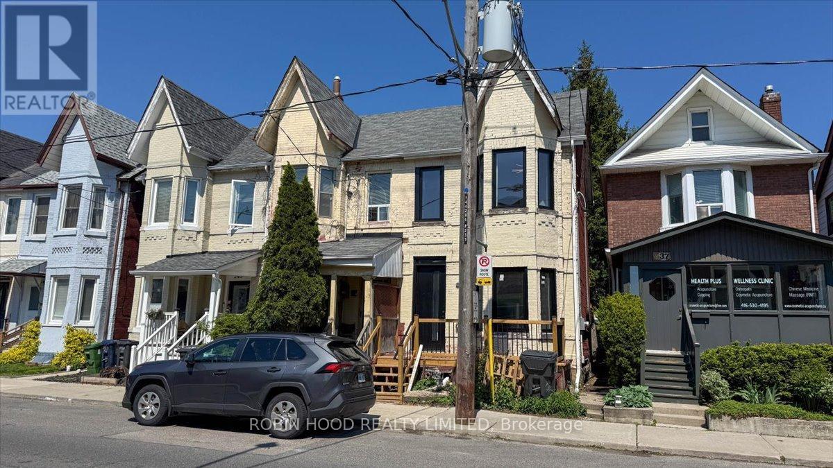 Townhouse at UNIT 2 - 239 CHRISTIE STREET, Toronto (Annex)