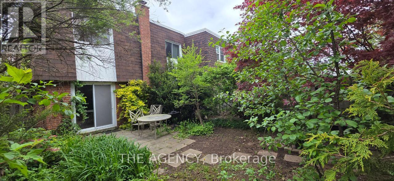 Semi-Detached/Link at UPPER - 69 SILAS HILL DRIVE, Toronto (Don Valley Village)
