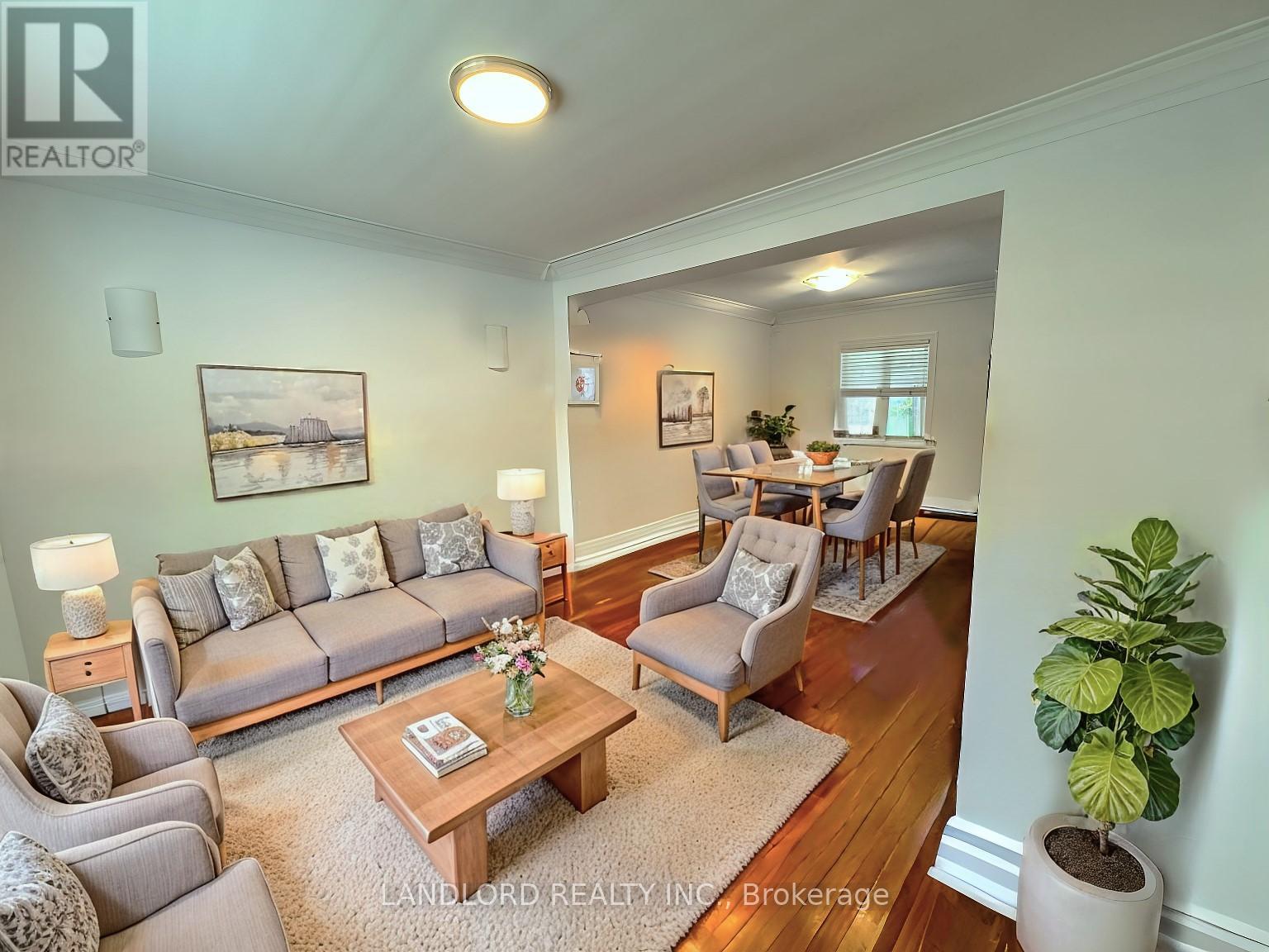 Detached at 5 LANBROOKE AVENUE, Toronto (Newtonbrook West)
