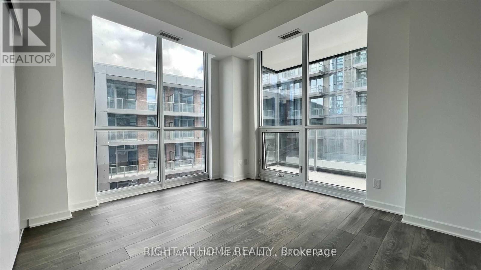 Apartment at 412 - 38 FOREST MANOR ROAD, Toronto