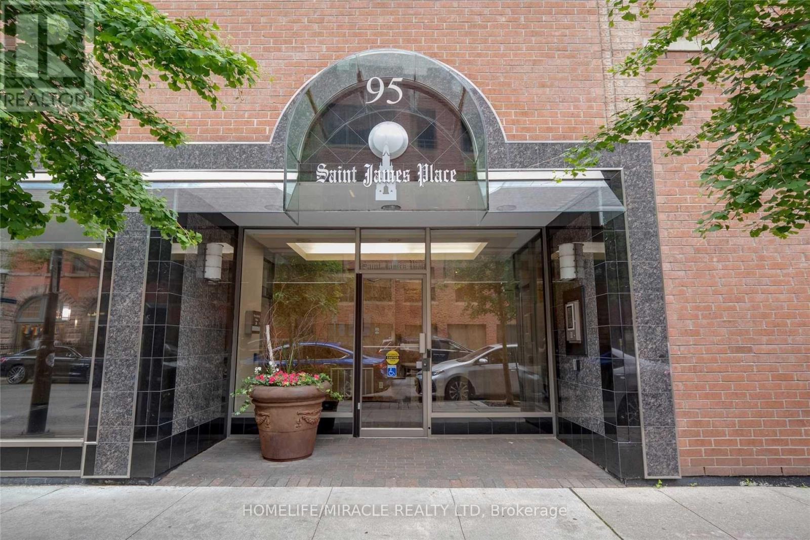 Apartment at 605 - 95 LOMBARD STREET, Toronto