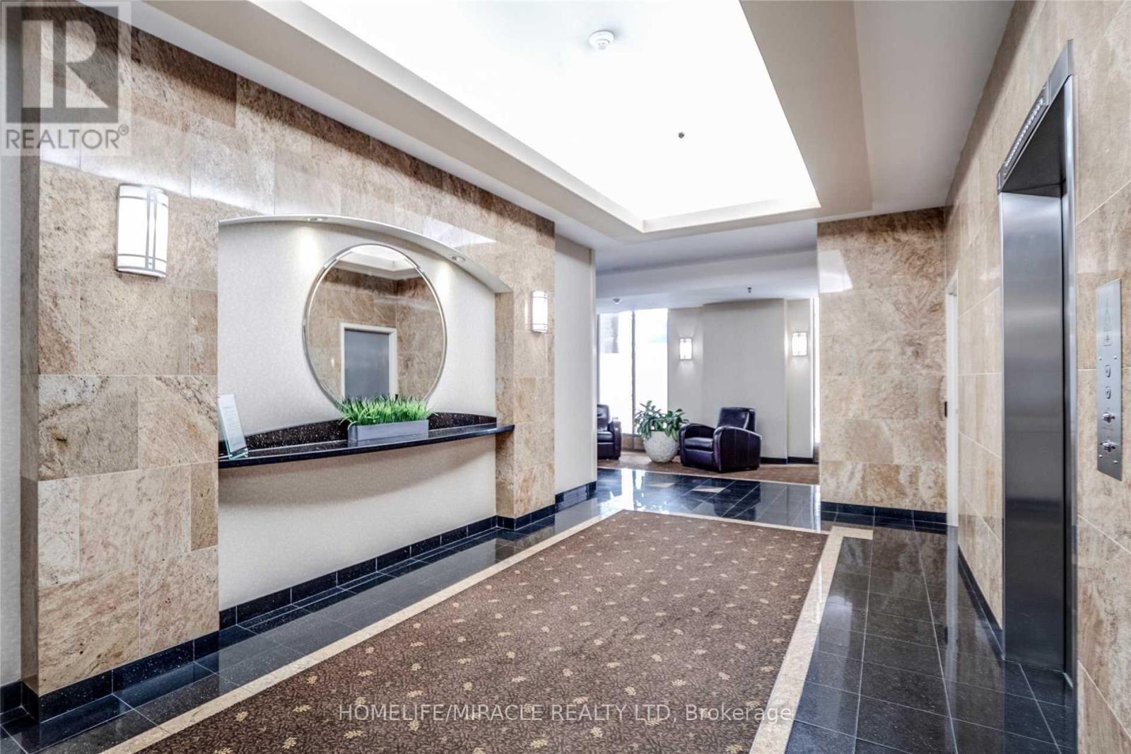 Apartment at 605 - 95 LOMBARD STREET, Toronto