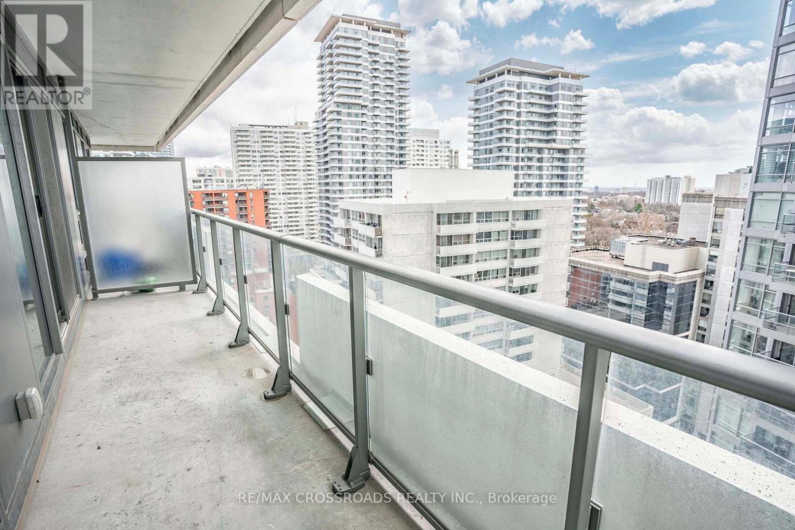 Apartment at 1404 - 2221 YONGE STREET, Toronto
