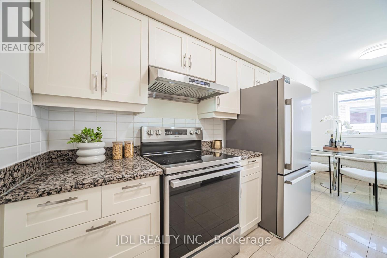Detached at 58 BESTVIEW DRIVE, Toronto