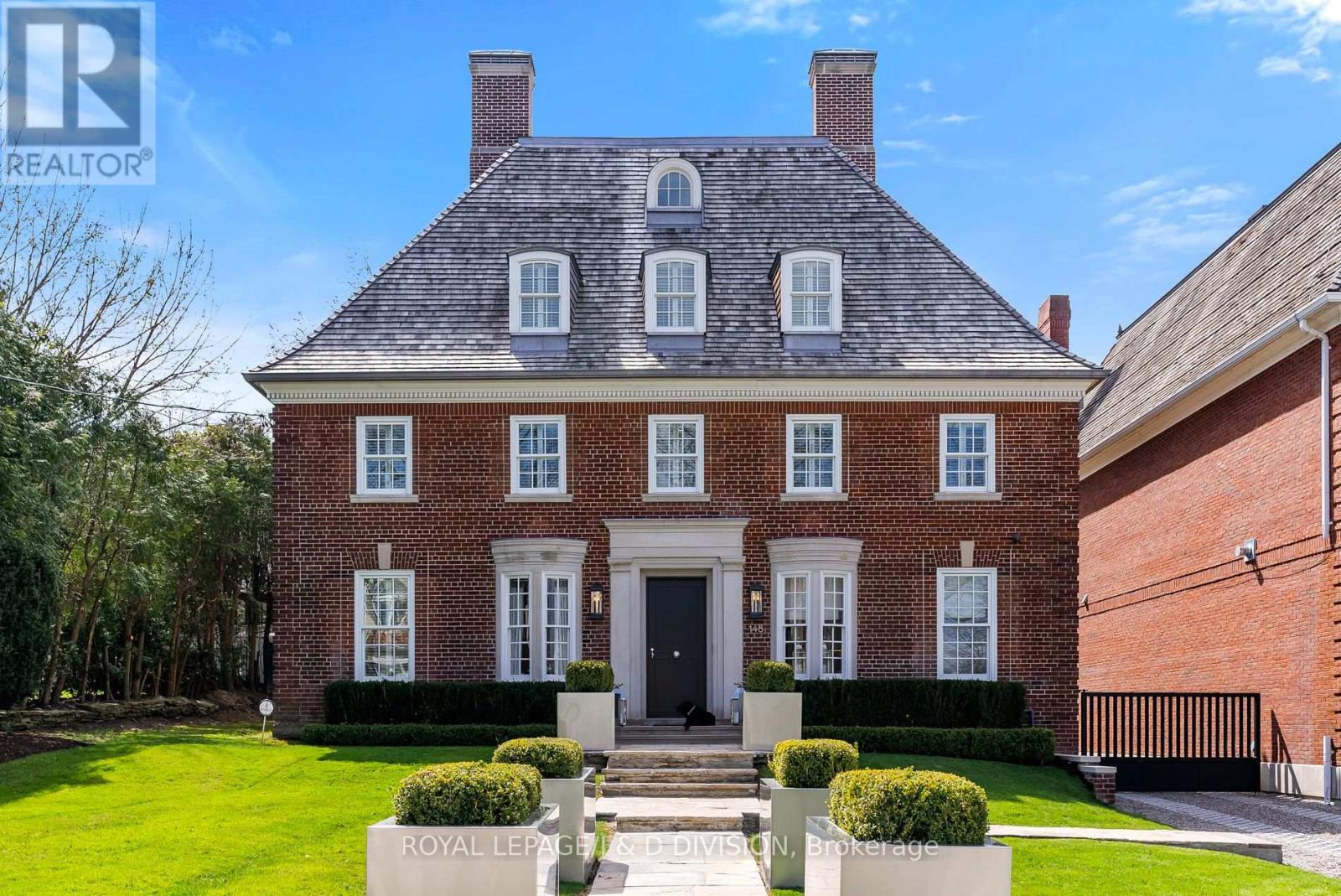 Detached at 148 FOREST HILL ROAD, Toronto