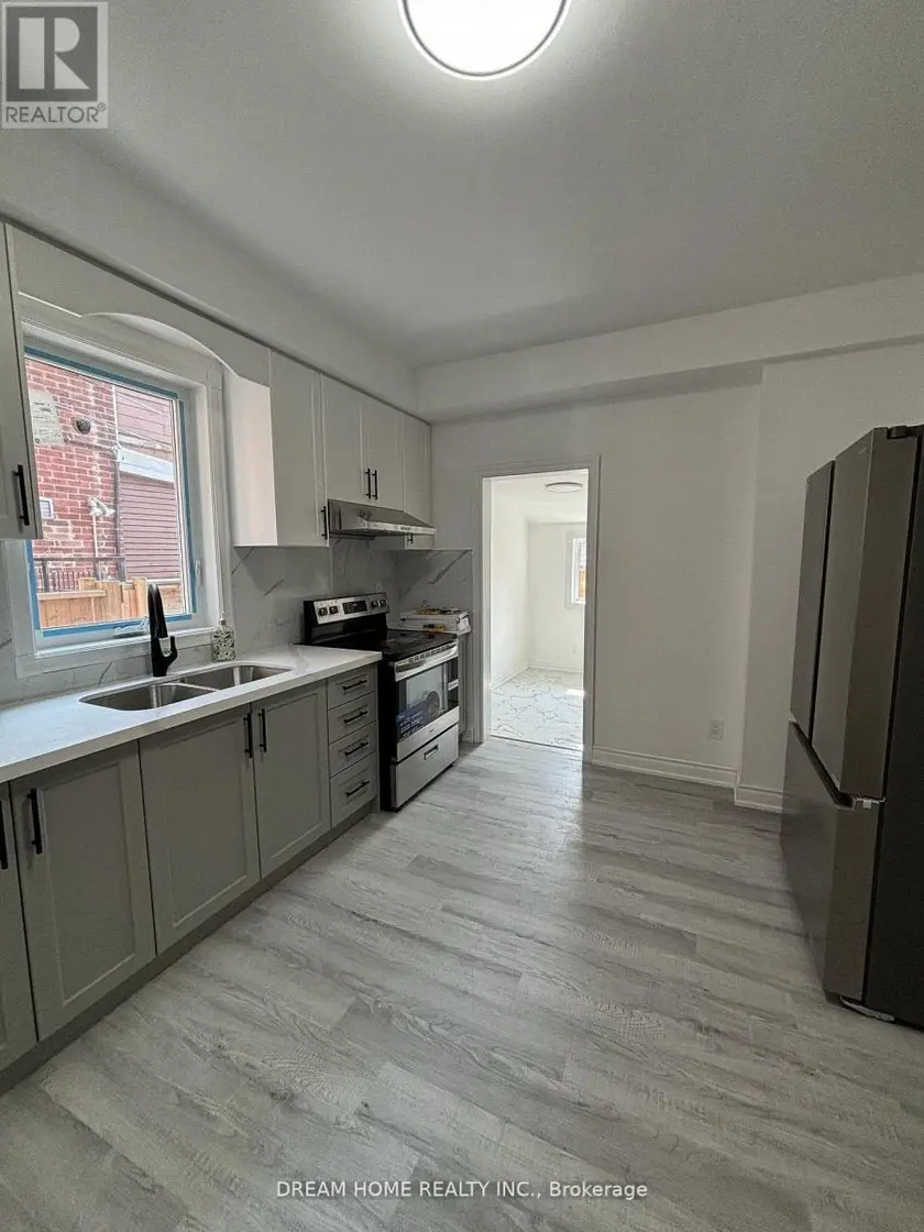 Semi-Detached/Link at 201 - 262 CLINTON STREET, Toronto