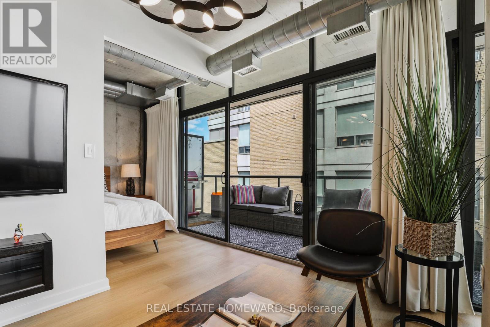 Apartment at 704 - 533 RICHMOND STREET W, Toronto