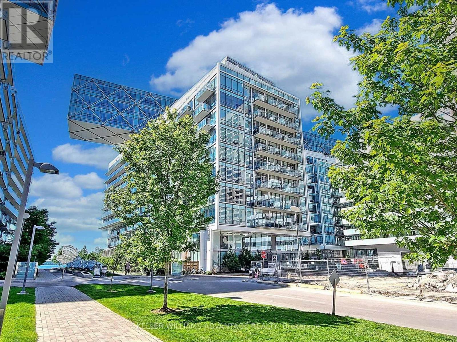 Apartment at 401 - 29 QUEENS QUAY E, Toronto (Waterfront Communities)