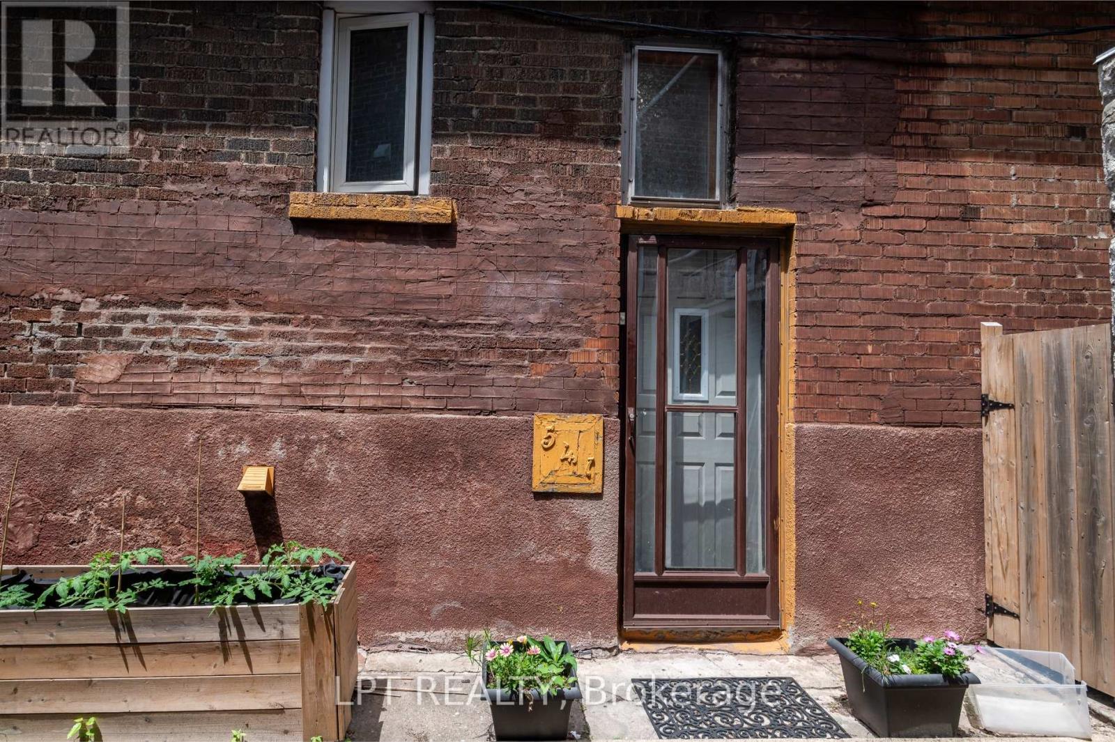 Detached at 541 VAUGHAN ROAD, Toronto